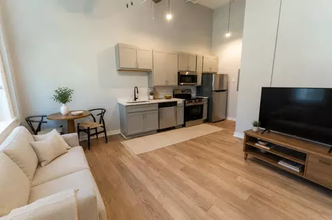 3009 Pennsylvania Ave, Saint Louis, MO 63118