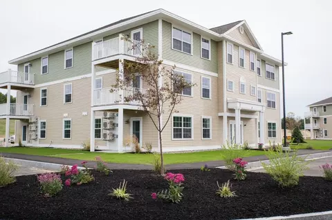 70 Premier Dr # A, Lisbon, ME 04250