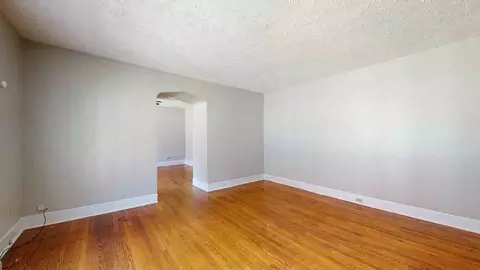 2423 Overlook Rd, Cleveland Heights, OH 44106