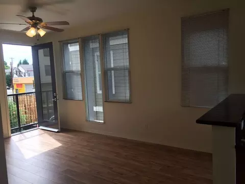 312 NE Monroe St, Portland, OR 97212