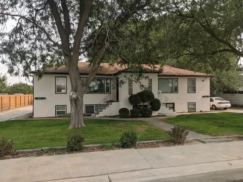 712 S Canyon St, Nampa, ID 83686
