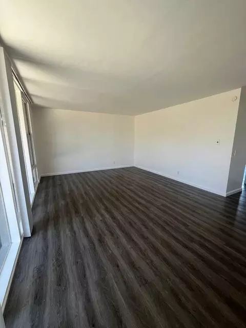 3595 Elm Ave, Long Beach, CA 90807 photo 5