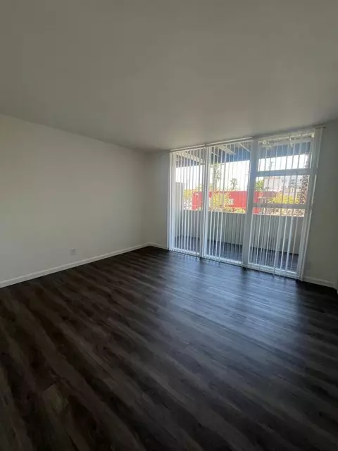 3595 Elm Ave, Long Beach, CA 90807 photo 23