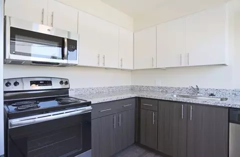 410 NE Dekum St, Portland, OR 97211