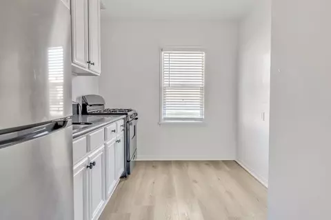 1216 E 3rd St, Long Beach, CA 90802 photo 6