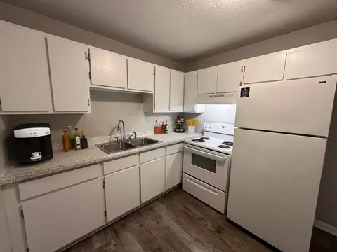 5004 Willoway Dr, Knoxville, TN 37912