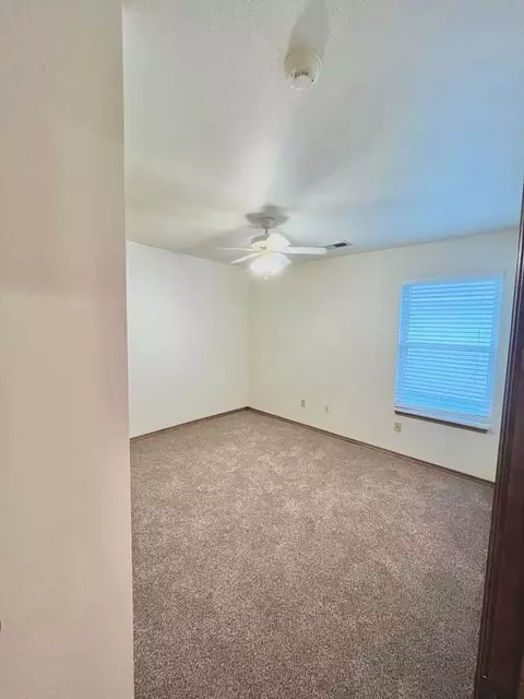 1304 Commerce Dr, Norman, OK 73071 photo 9