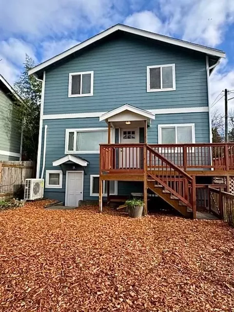 6522 48th Ave S, Seattle, WA 98118