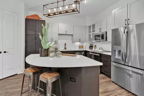 2650 Cedar Springs Rd, Dallas, TX 75201 photo 3