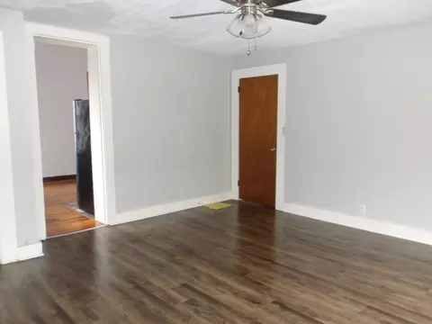 1121 Garvin Pl, Louisville, KY 40203