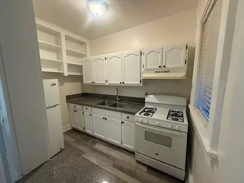 718 S Alvarado St, Los Angeles, CA 90057