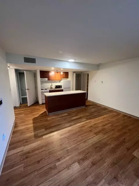 7300 W Dean Rd, Milwaukee, WI 53223