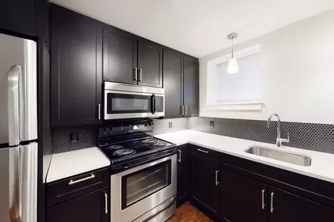 100 W Armour Blvd, Kansas City, MO 64111