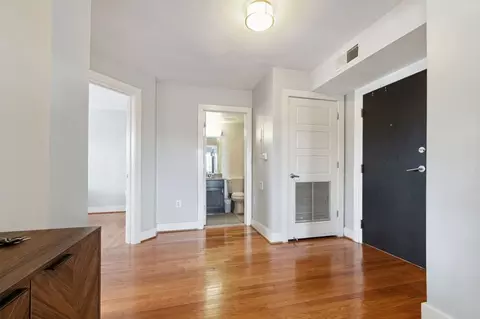 2911 Newark St NW, Washington, DC 20008 photo 7