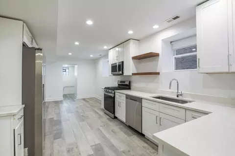 2316 W Augusta Blvd, Chicago, IL 60622