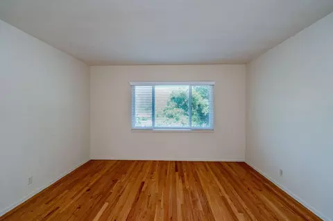 1756 N Verdugo Rd, Glendale, CA 91208