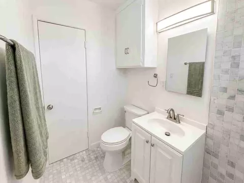1553 Riverside Dr, Glendale, CA 91201 photo 17