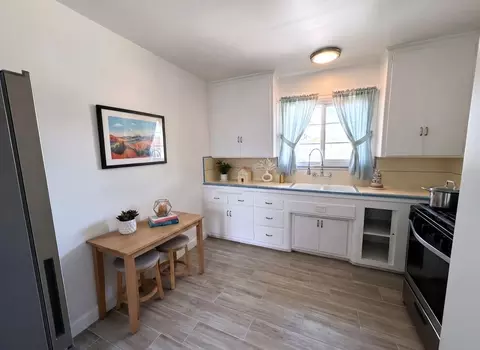 1553 Riverside Dr, Glendale, CA 91201 photo 10