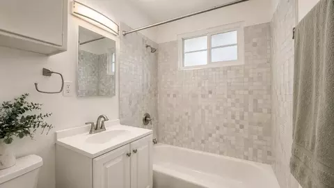1553 Riverside Dr, Glendale, CA 91201 photo 16