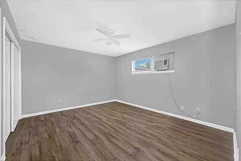 1200 Carolyn Ct, Humble, TX 77338
