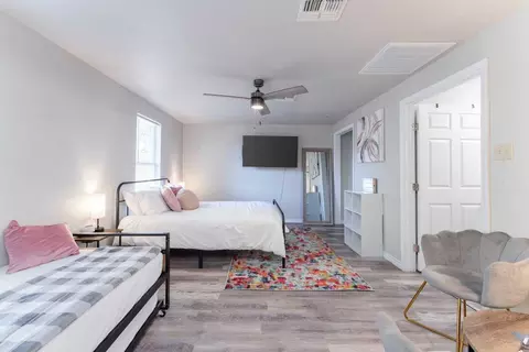 S 19th St, Corpus Christi, TX 78404