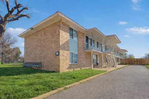 1825 N College Ave, Tulsa, OK 74110