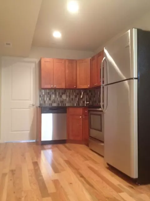 415 N 41st St, Philadelphia, PA 19104