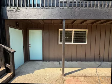 147 C St, Springfield, OR 97477
