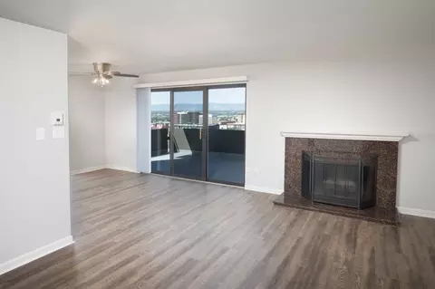 818 N Logan St, Denver, CO 80203