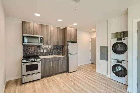 1942 Fawcett Ave, Tacoma, WA 98402