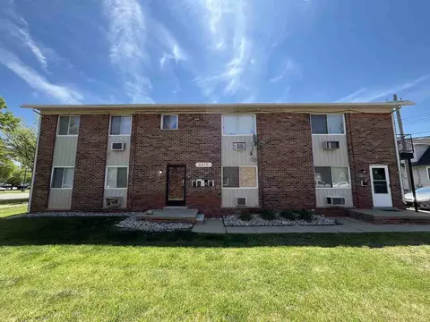 4415 Oakwood Blvd, Melvindale, MI 48122