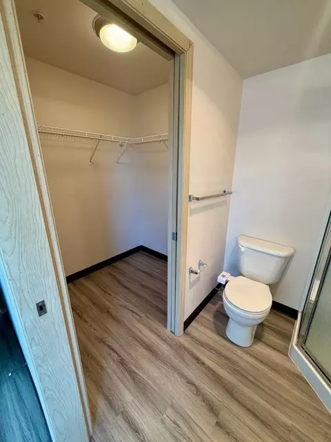 1700 E Madison St, Seattle, WA 98122
