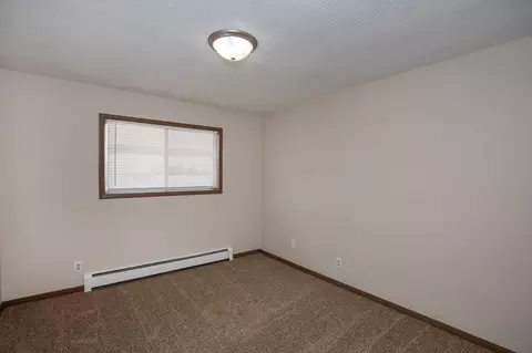 503 Sycamore St, Tipton, IA 52772