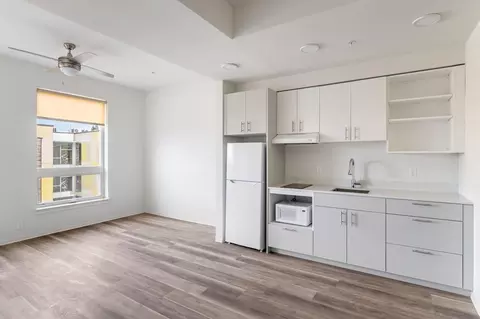 5460 N Interstate Ave, Portland, OR 97217