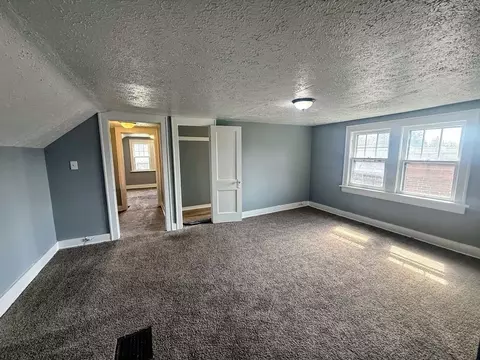 1300 Grant St, Akron, OH 44301