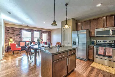 19009 Marcy St, Elkhorn, NE 68022