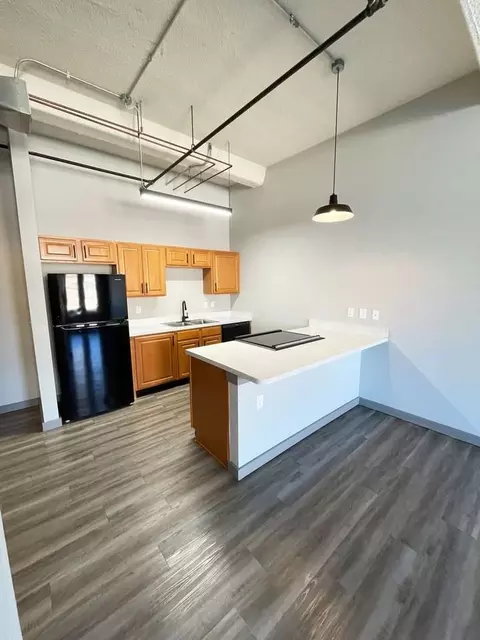 1004 Baltimore Ave, Kansas City, MO 64105