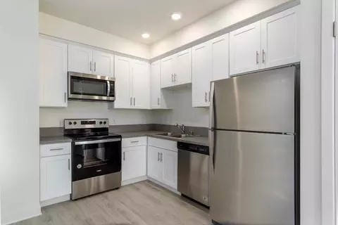 5610 Camellia Ave, North Hollywood, CA 91601