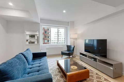 225 Rector Pl, New York, NY 10280