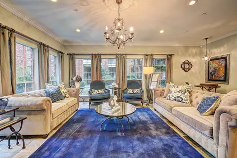 1919 Post Oak Park Dr, Houston, TX 77027 photo 2
