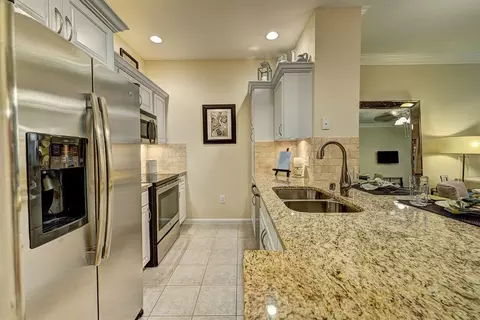 1919 Post Oak Park Dr, Houston, TX 77027 photo 18