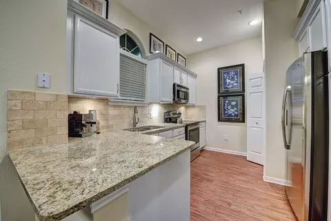 1919 Post Oak Park Dr, Houston, TX 77027 photo 25