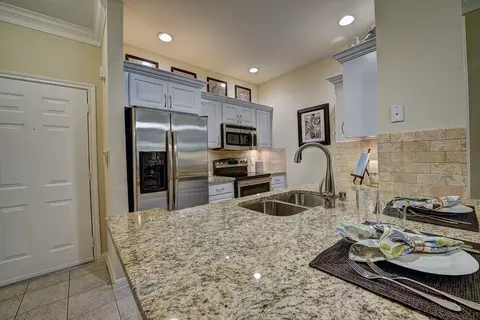 1919 Post Oak Park Dr, Houston, TX 77027 photo 17