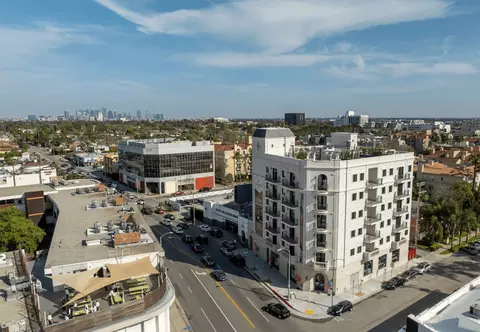 5768 W 3rd St, Los Angeles, CA 90036 photo 22
