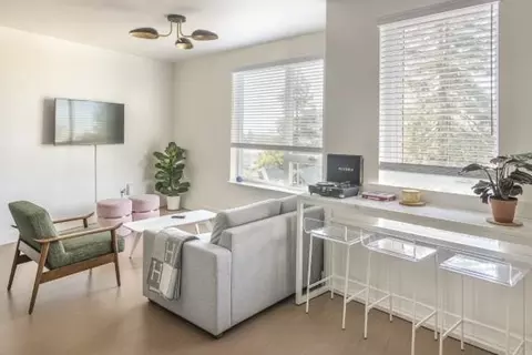 2556 Telegraph Ave, Berkeley, CA 94704
