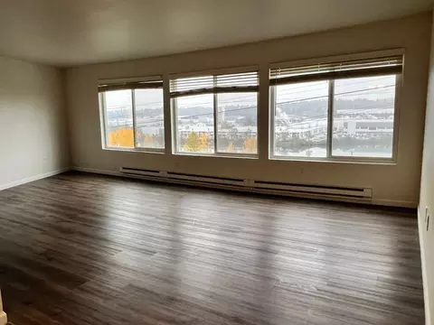 10300 Des Moines Memorial Dr S, Burien, WA 98168