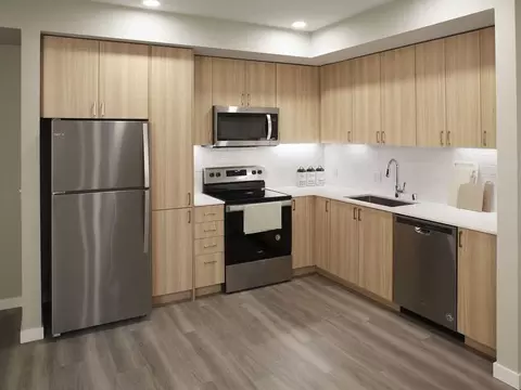 13398 Newcastle Commons Dr, Newcastle, WA 98059 photo 2