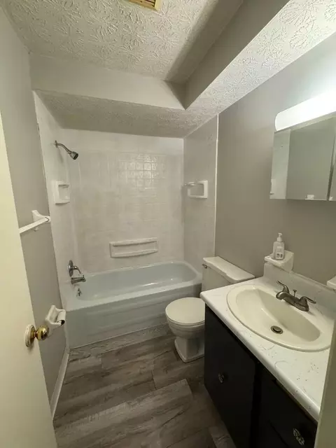 1500 Glenn Ave, Grandview Heights, OH 43212