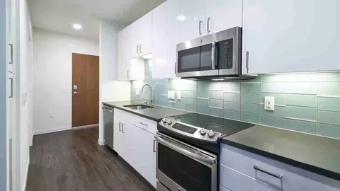 221 Minor Ave N, Seattle, WA 98109 photo 41