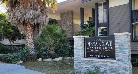 7025 Waite Dr, La Mesa, CA 91941